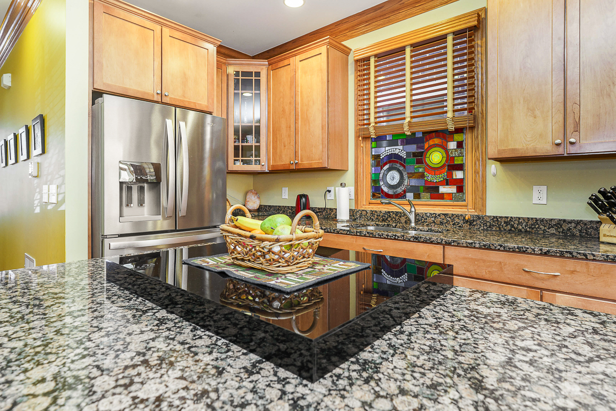 1026 Perry St-37