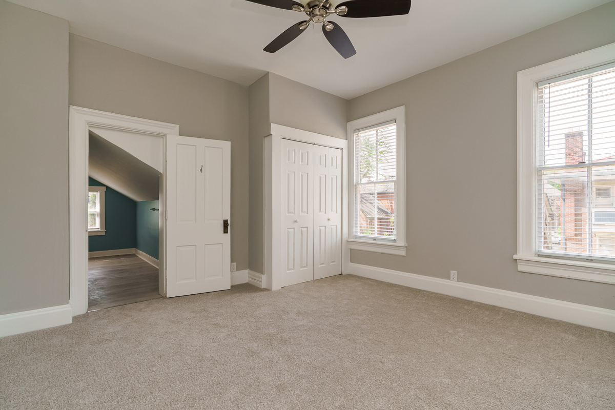 1121-1123 City Park Ave-27
