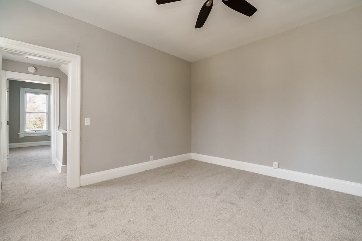 1121-1123 City Park Ave-28