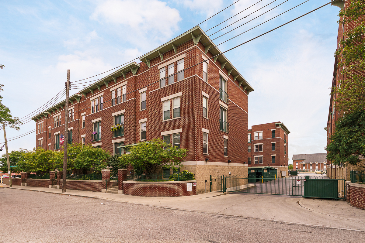 115 E Noble St #2-2