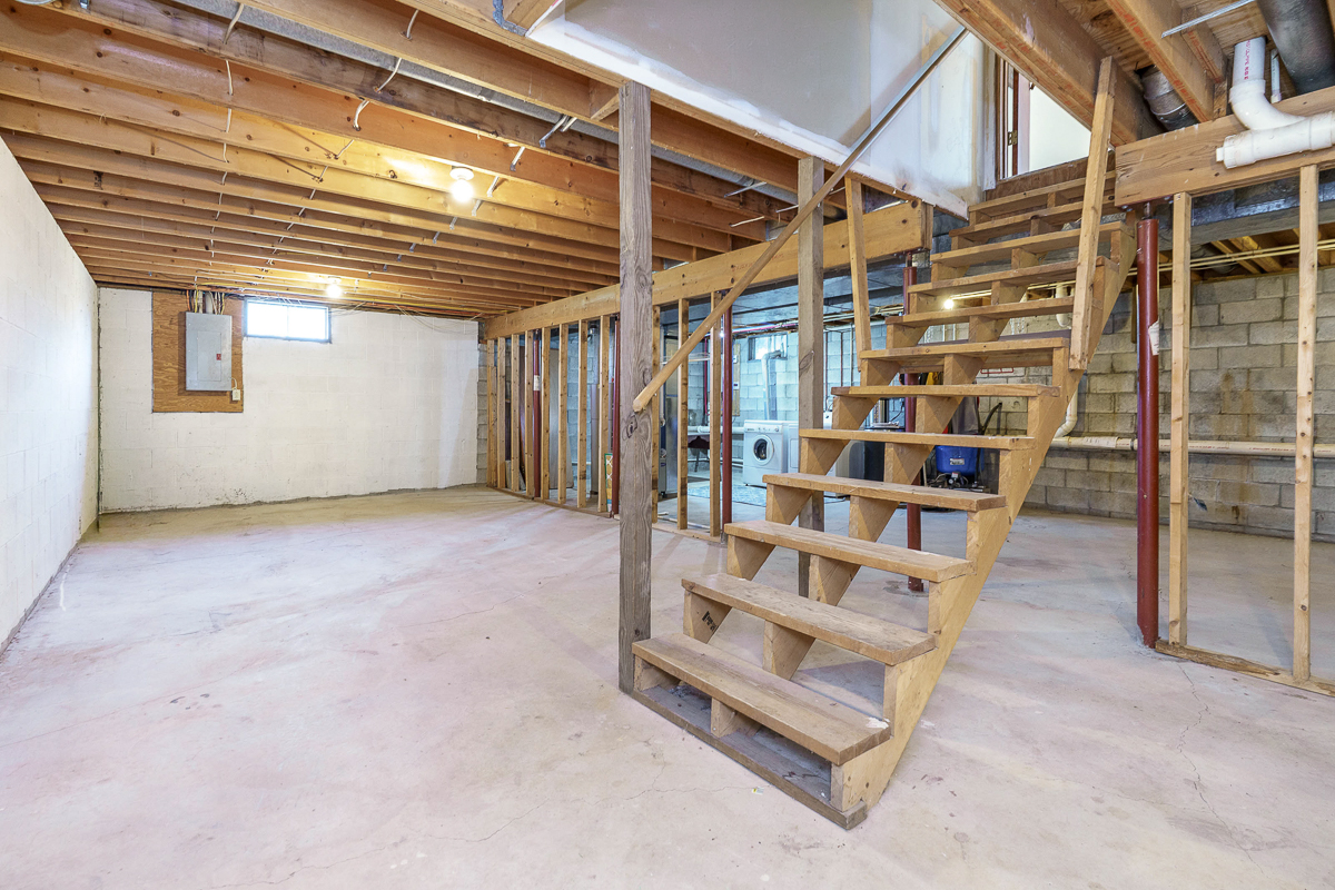 1203 Hiner Rd-20