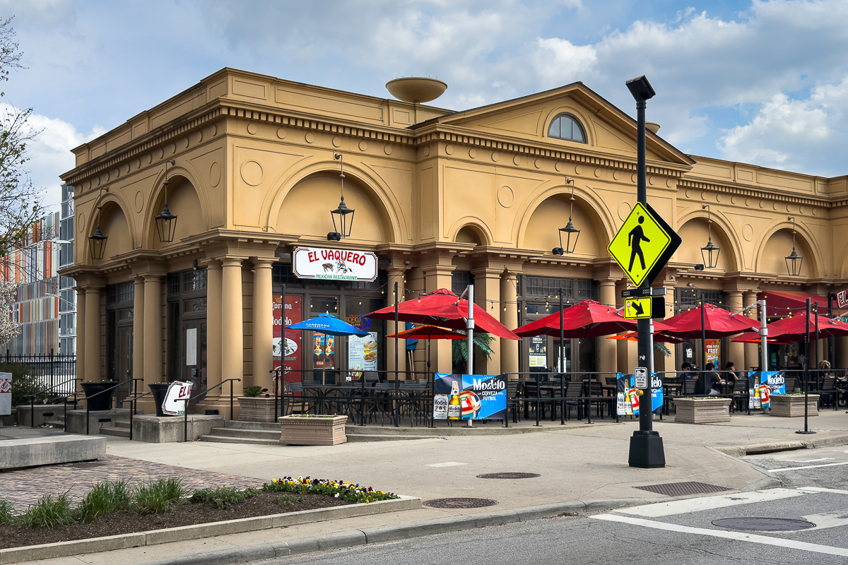 12 W Russell St-43