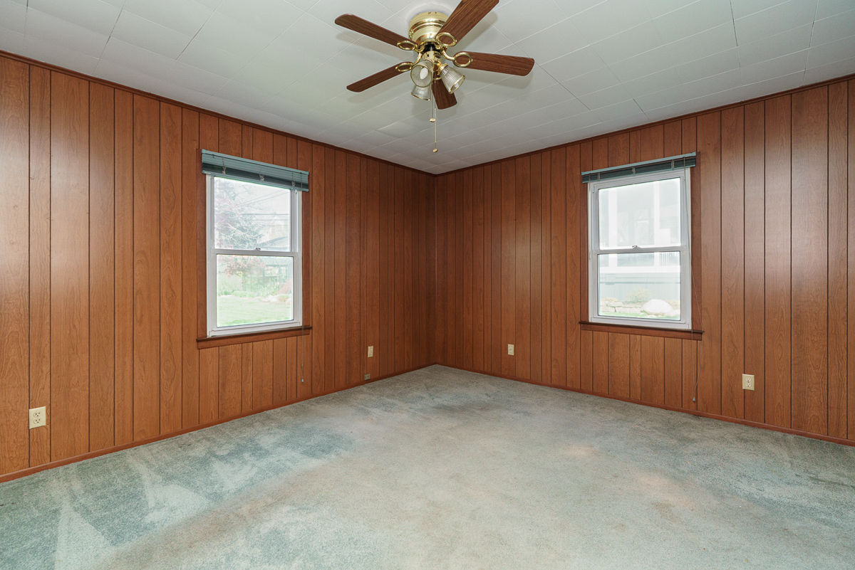 136 Fallis Rd-20