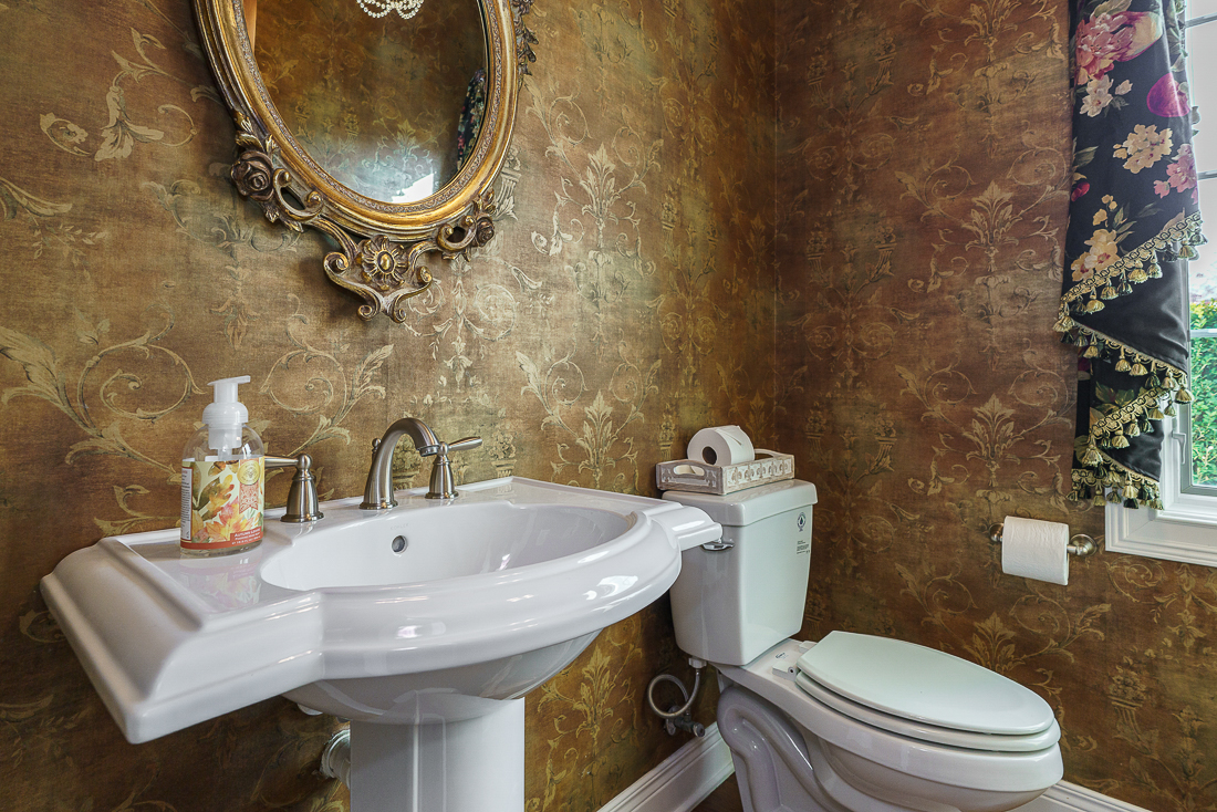 1403 Riverwood Ln-13