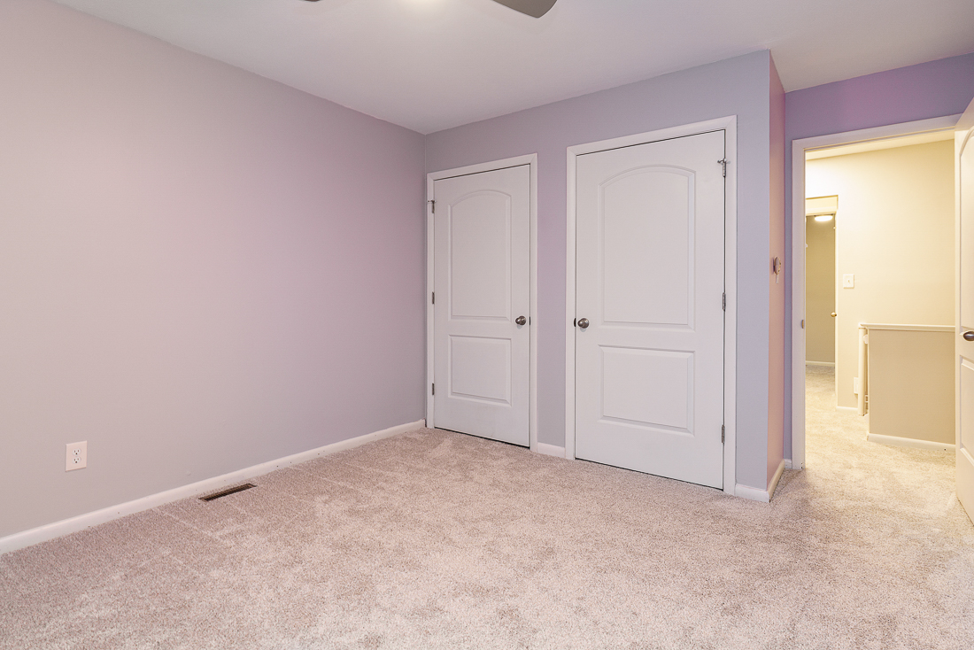 1537 Sandringham Ct.-45