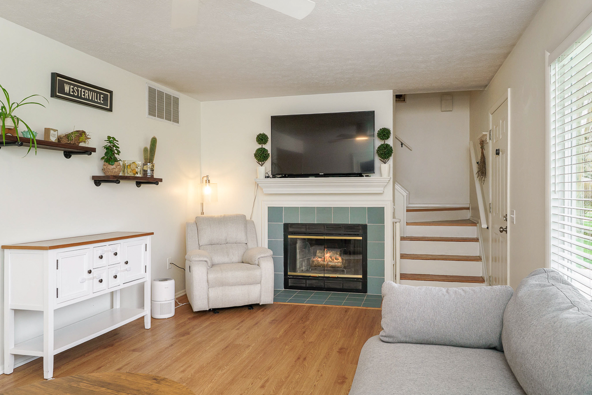 162 Burns Dr-14