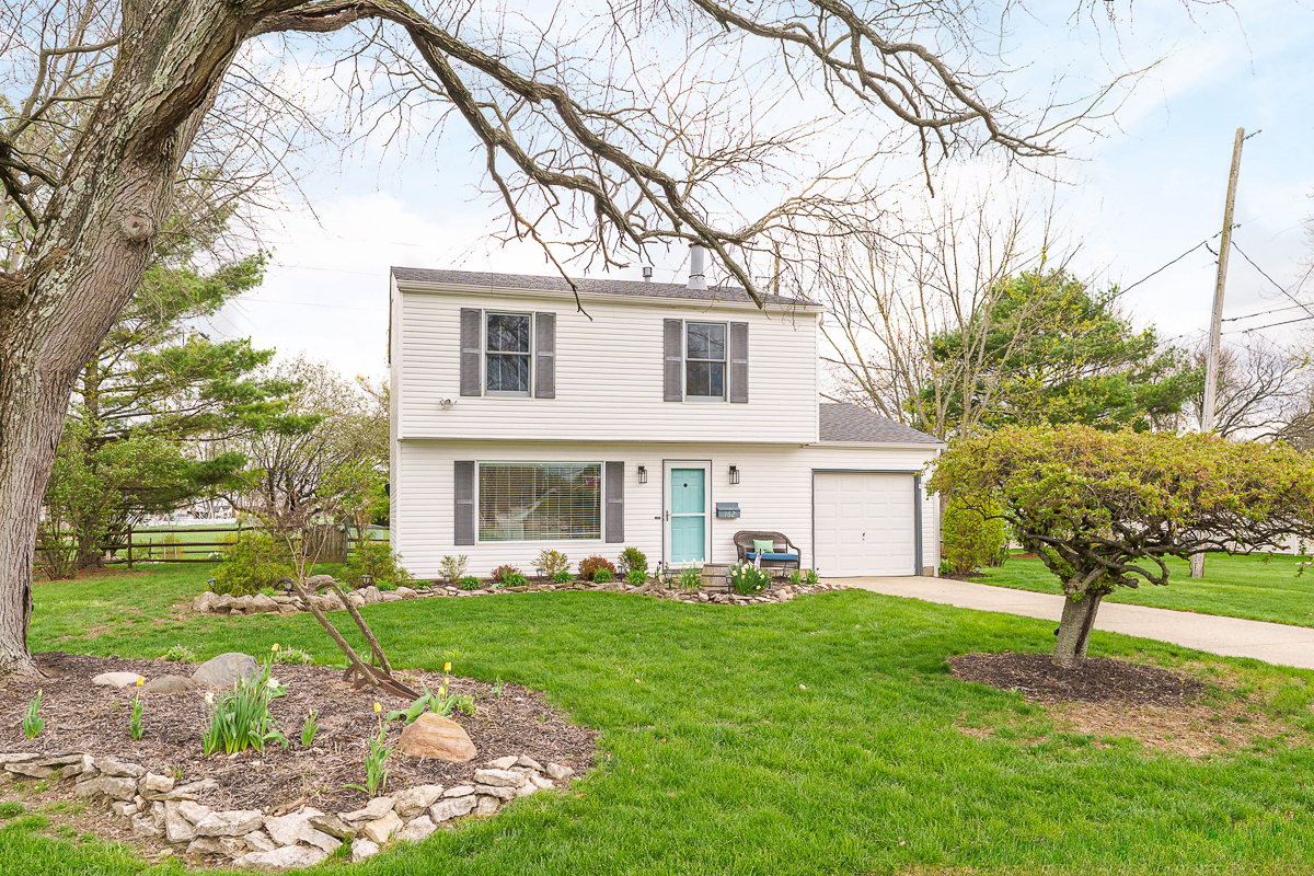 162 Burns Dr-2