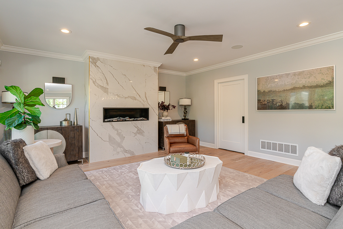 1968 N Devon Rd.-final-68