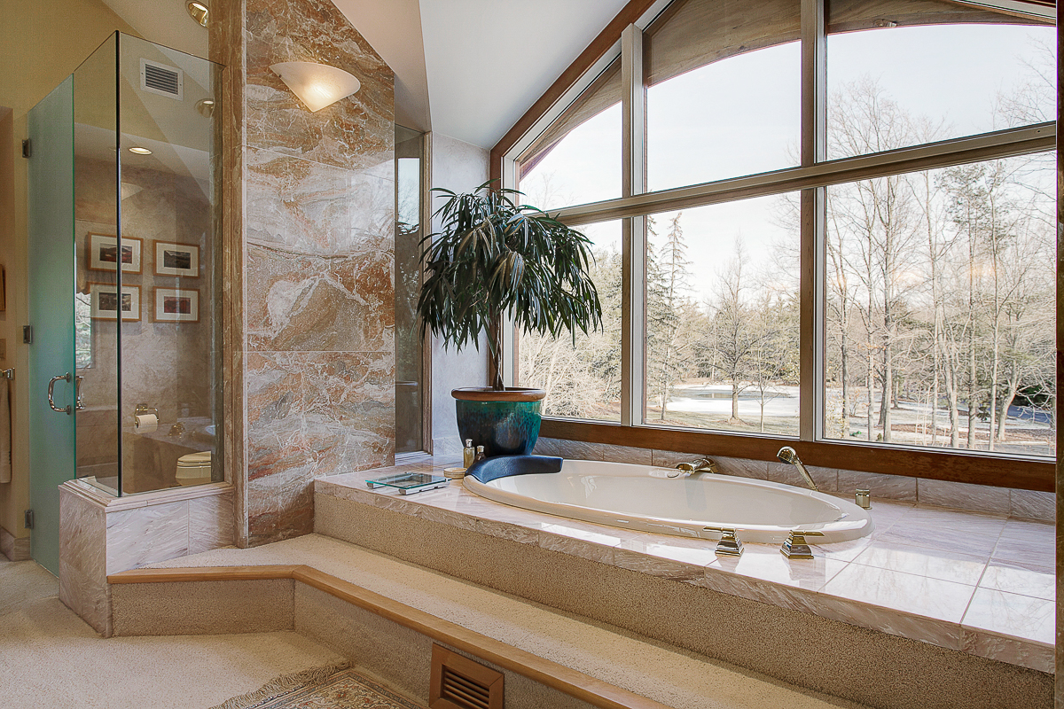 1707 Hyatts Rd-74