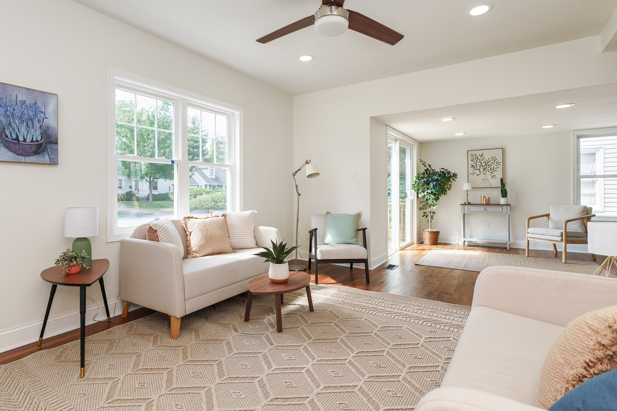 1786 Gerrard Ave-17