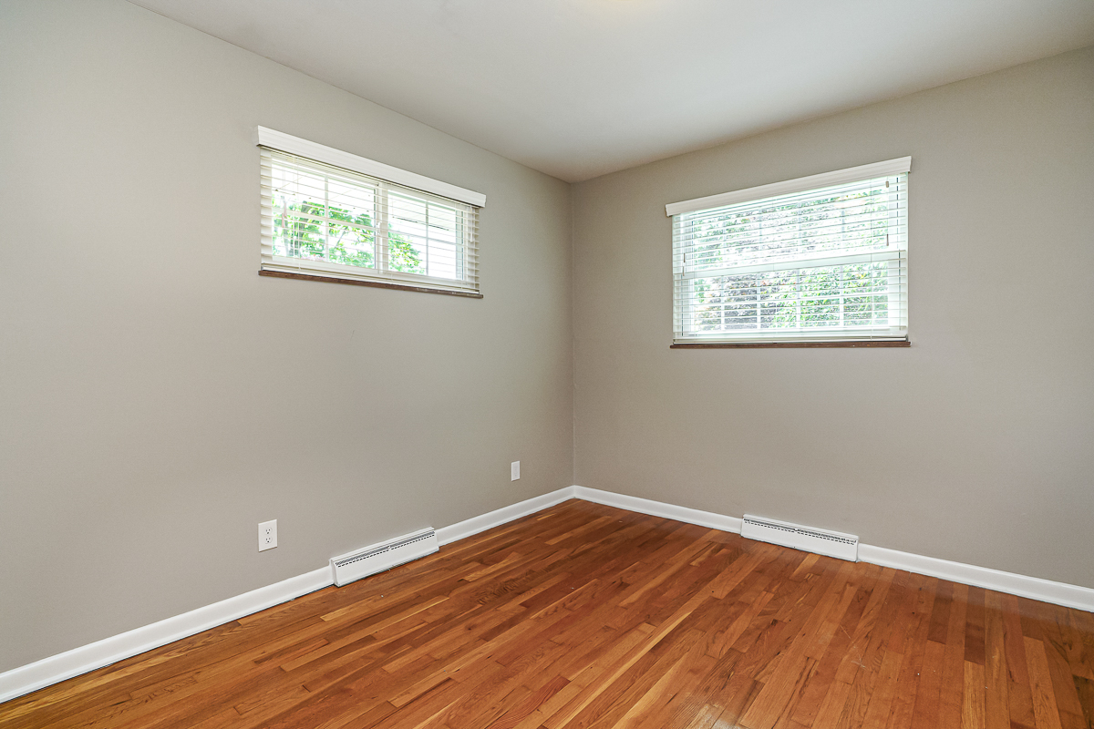 1789 Riverhill Rd-31