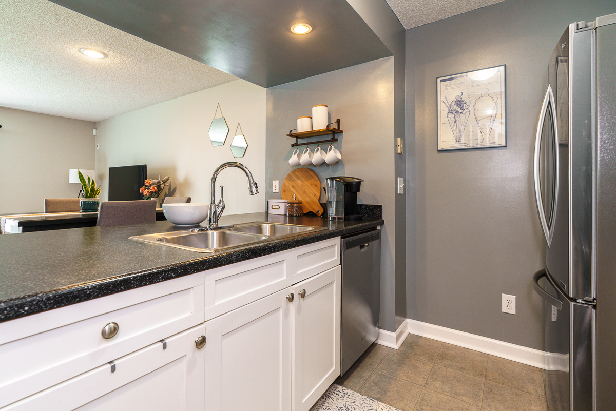 1837 Messner Dr-26