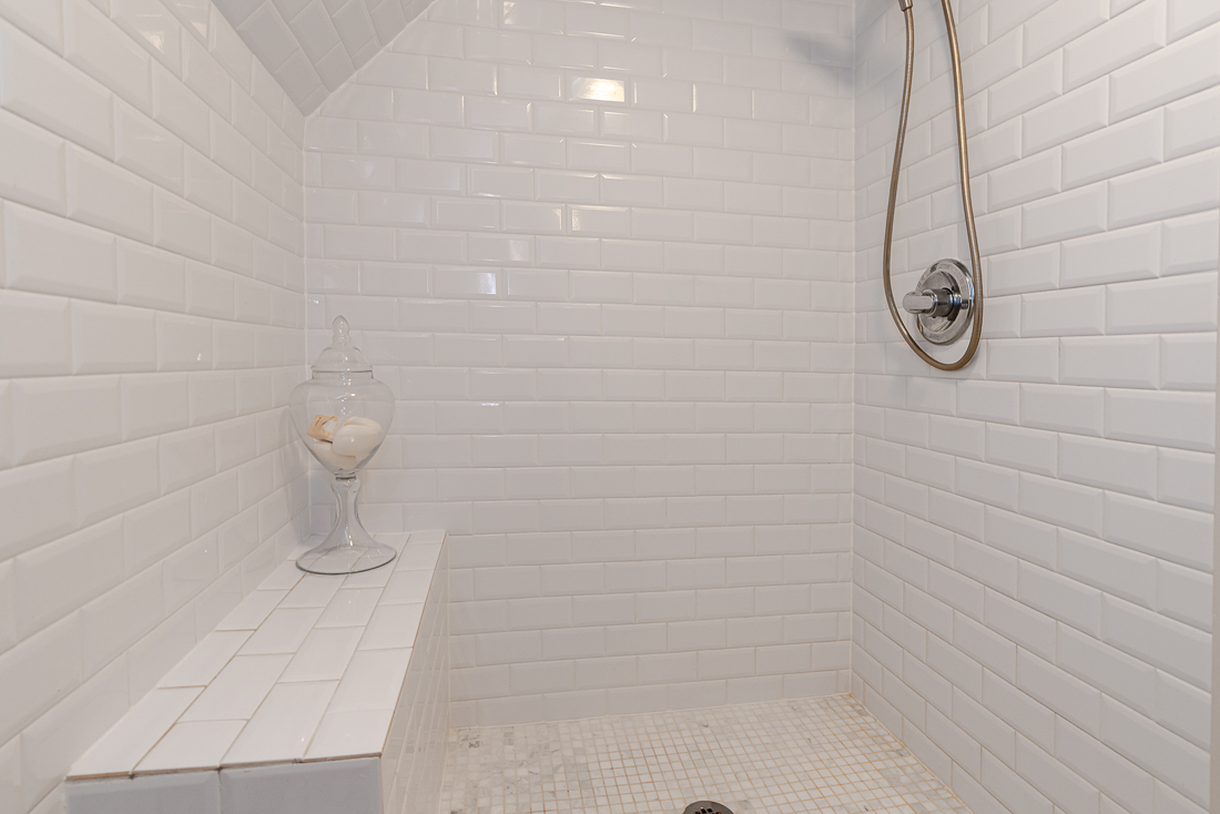 186 e Sycamore St-40