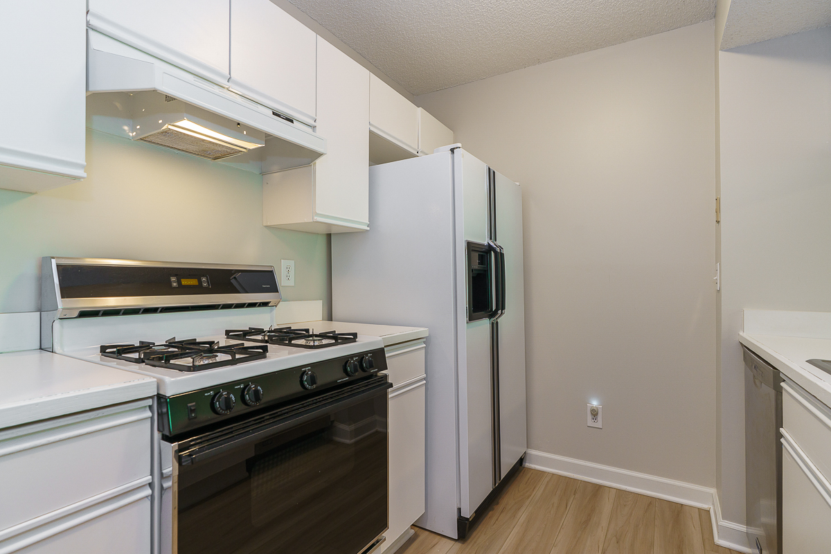 1875 Ridgebury Dr (28 of 56)