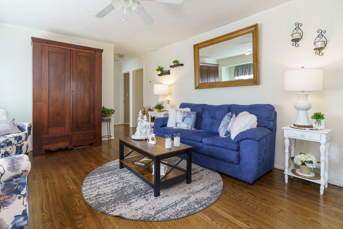 201 Rose Ave-16