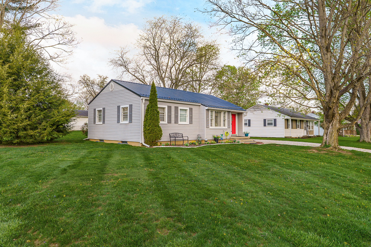 201 Rose Ave-2