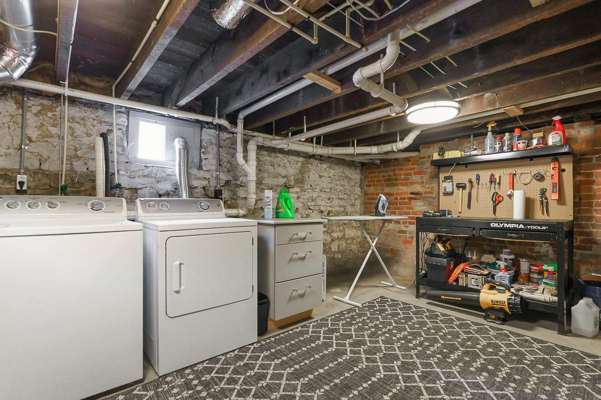 203-205 Berger Alley-44