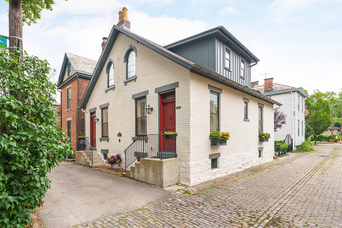 203-205 Berger Alley-5