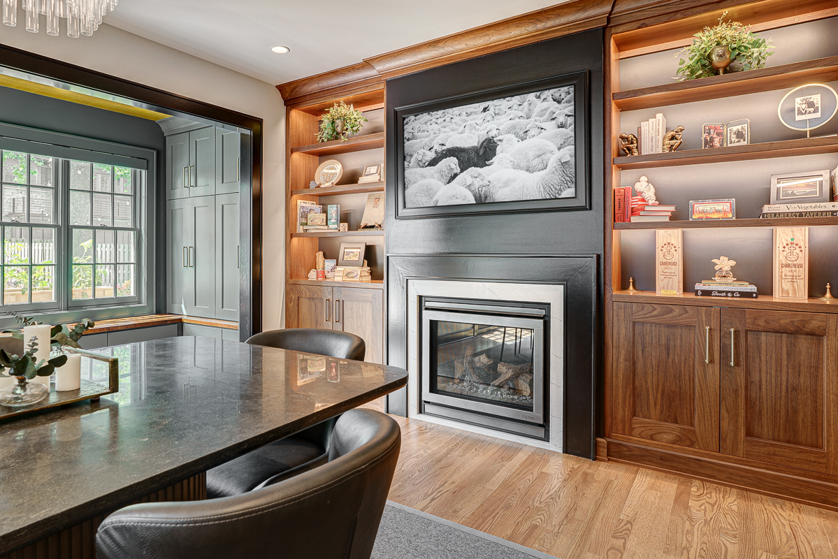 2099 Guilford Rd -12