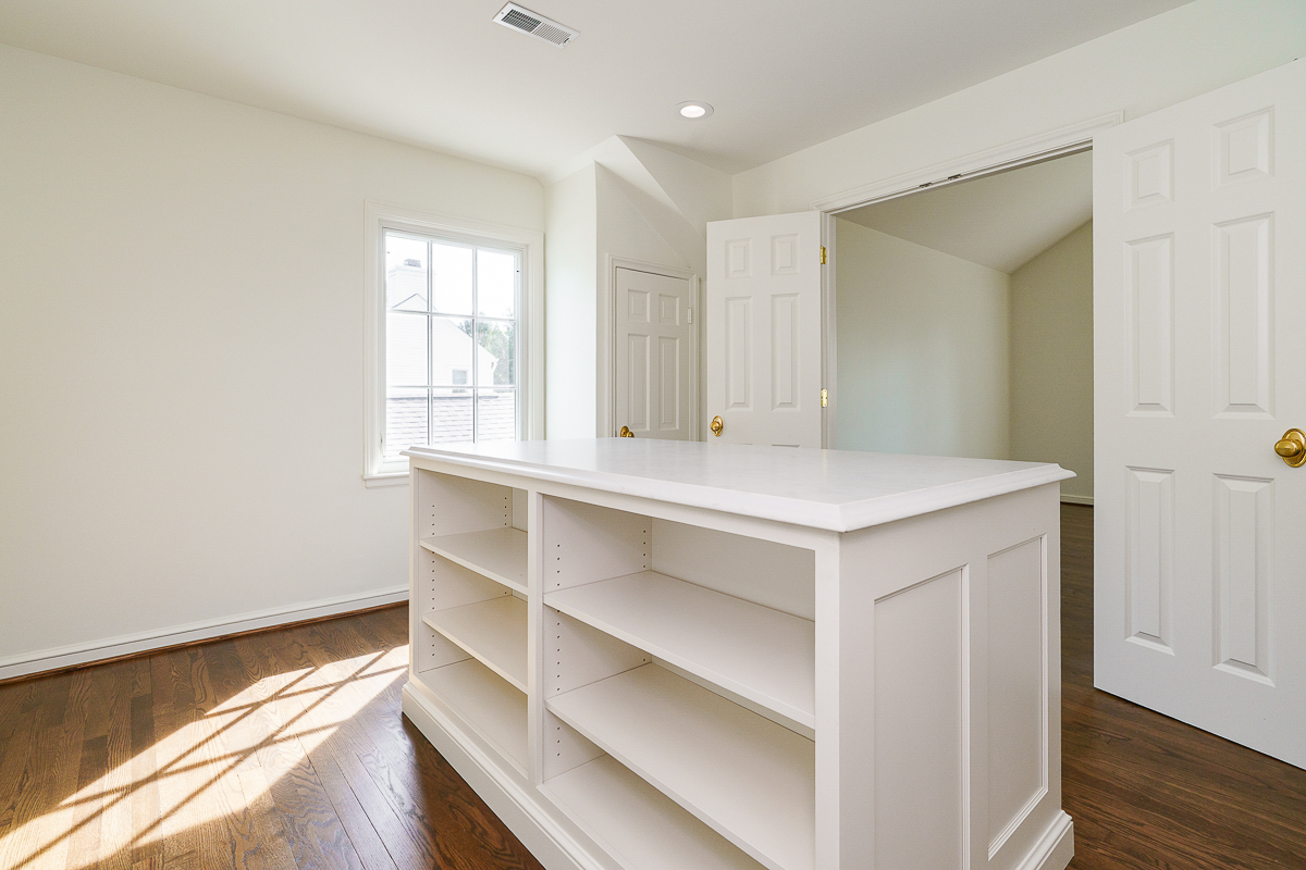 2109 Yorkshire Rd-50