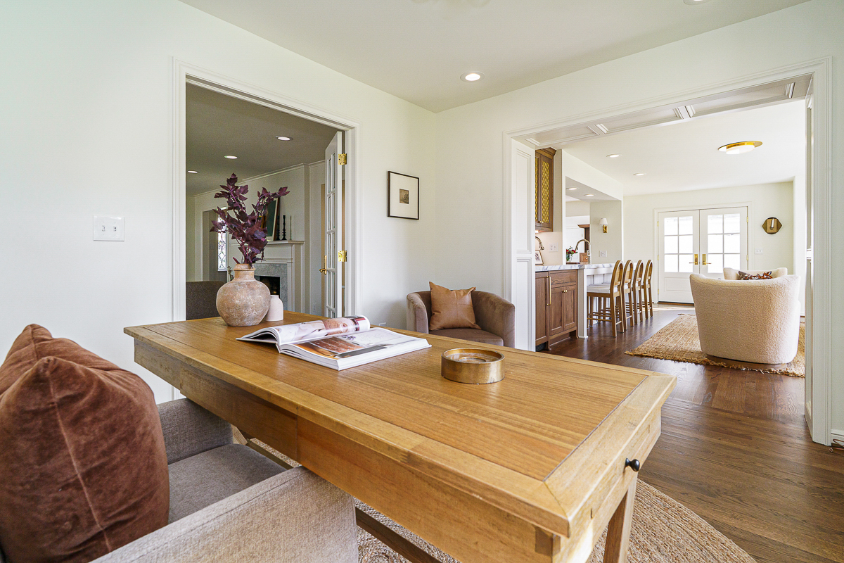 2109 Yorkshire Rd.--30