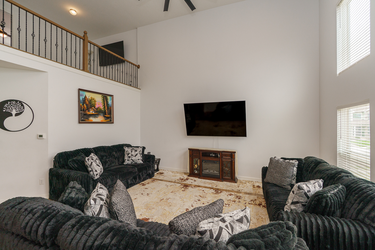 212 Partridge Ct-20