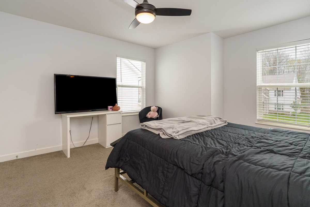 212 Partridge Ct-40