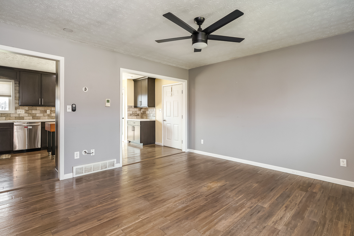 2295 Salem Ave-19