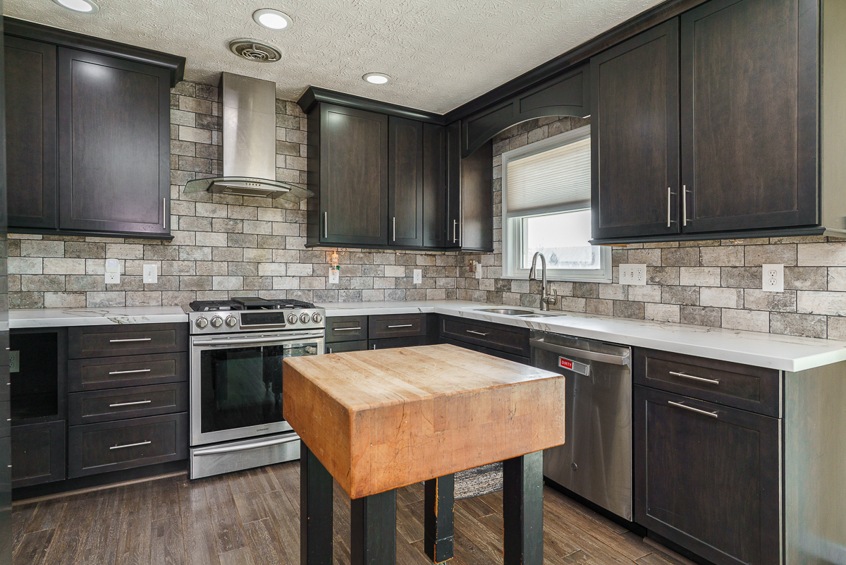 2295 Salem Ave-23
