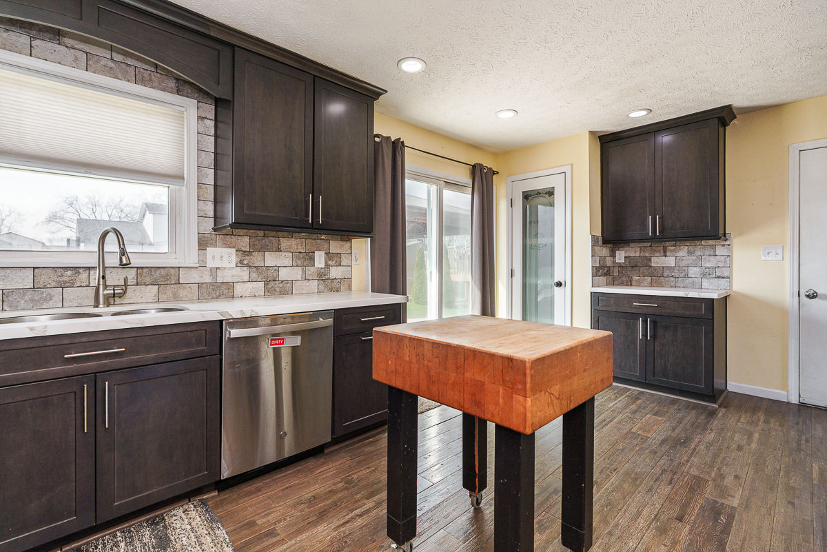 2295 Salem Ave-27