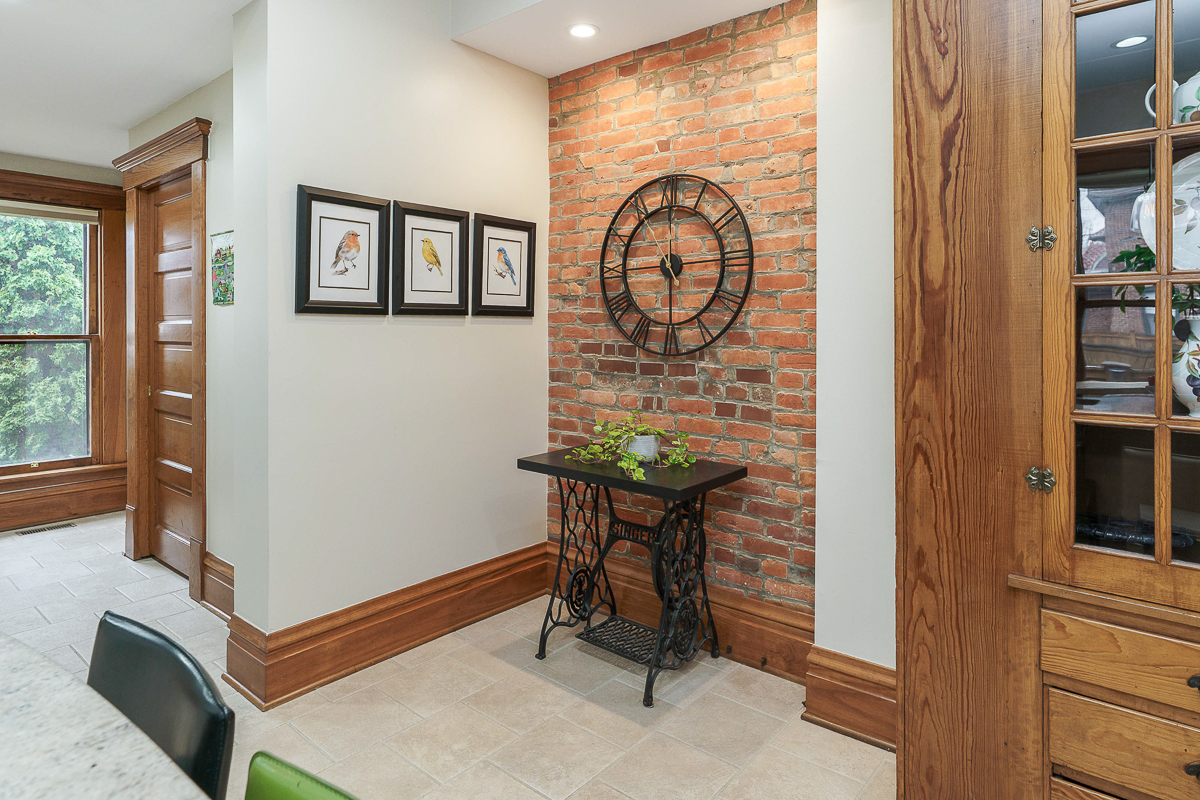 239 Buttles Ave-34