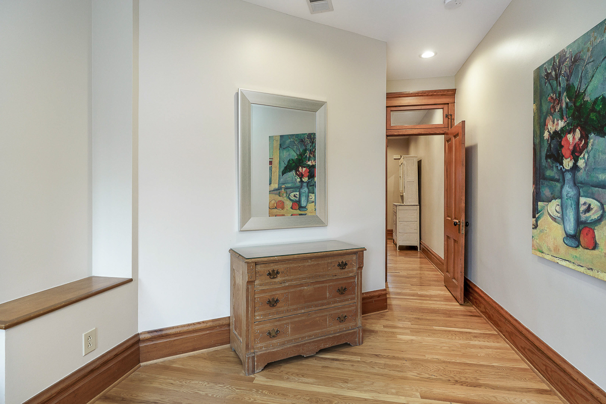 239 Buttles Ave-40