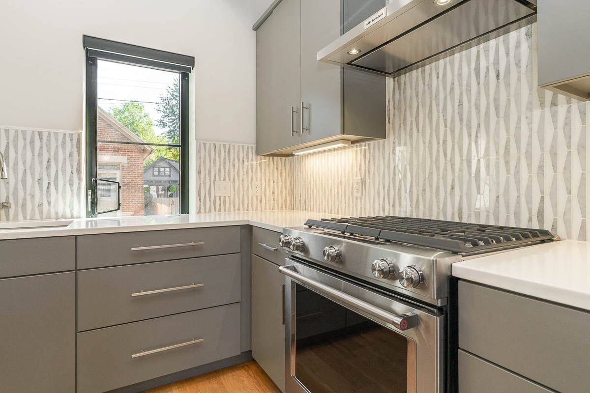 25 w Frankfort St-27