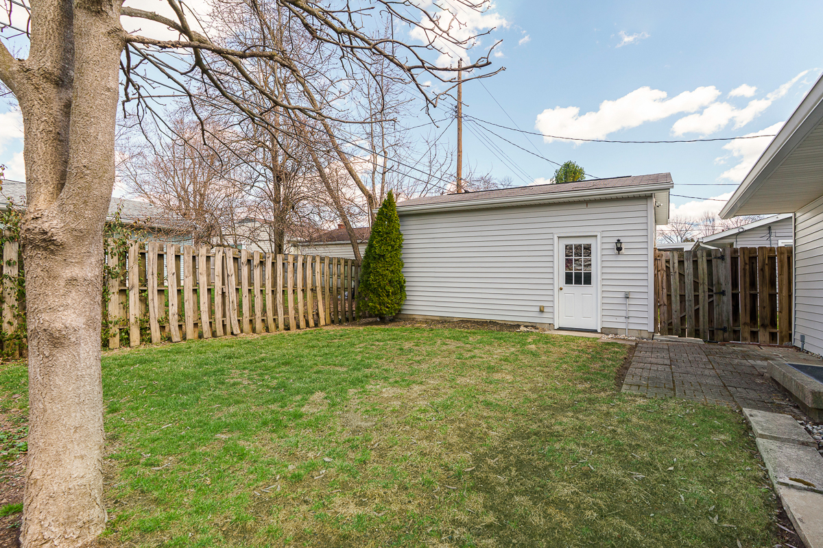 260 Stafford Ave-6