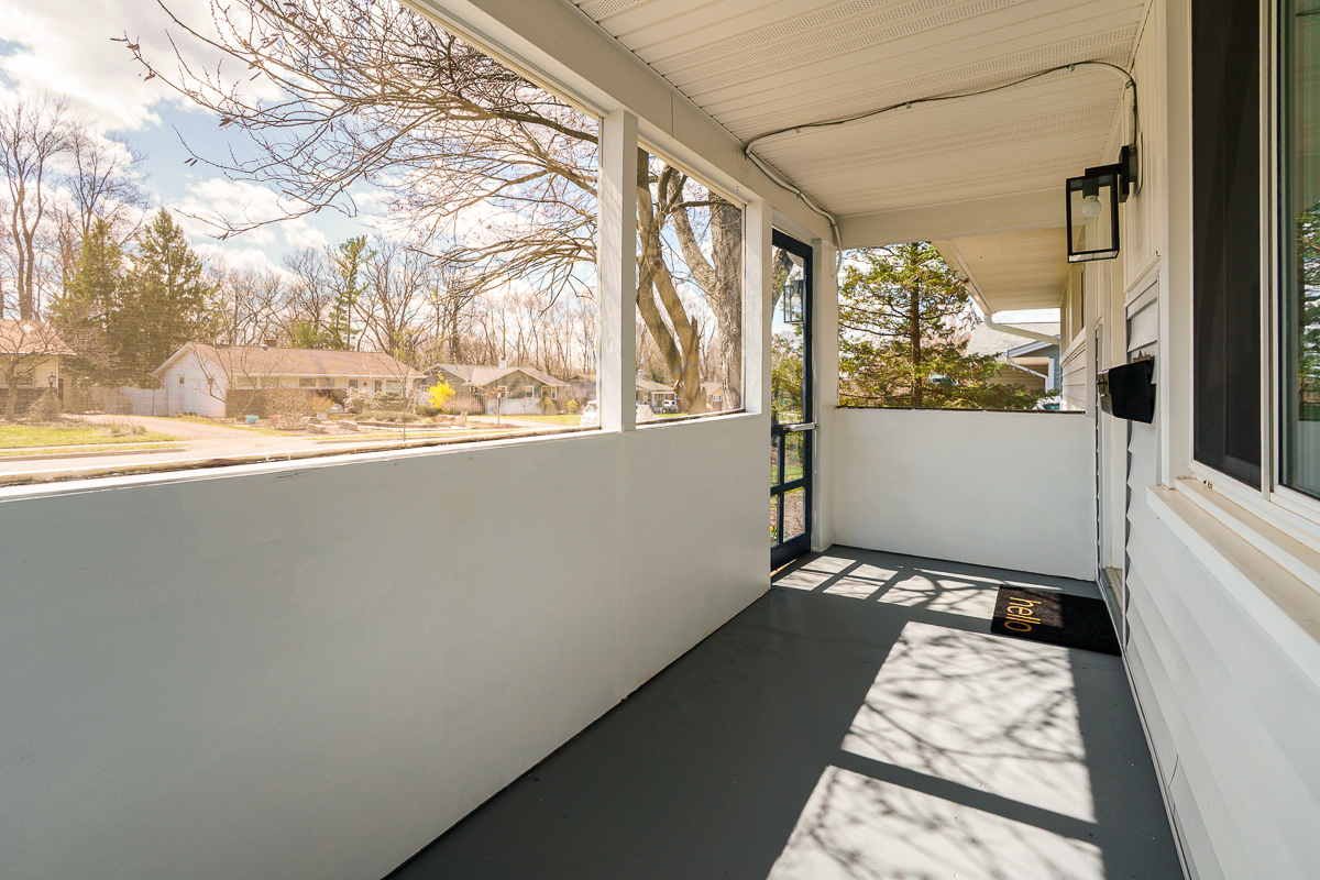 260 Stafford Ave-8
