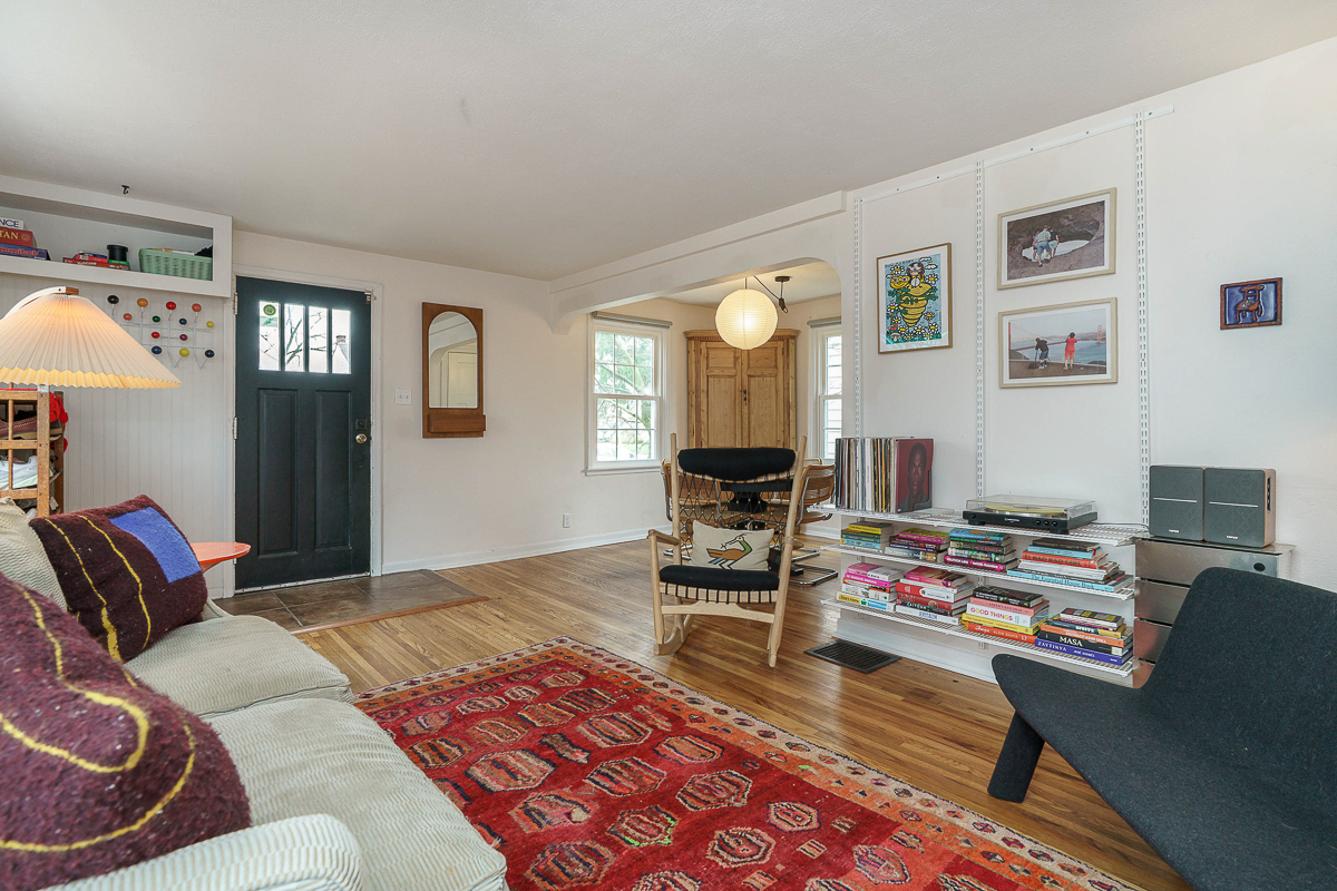 2981 Norwood St-13