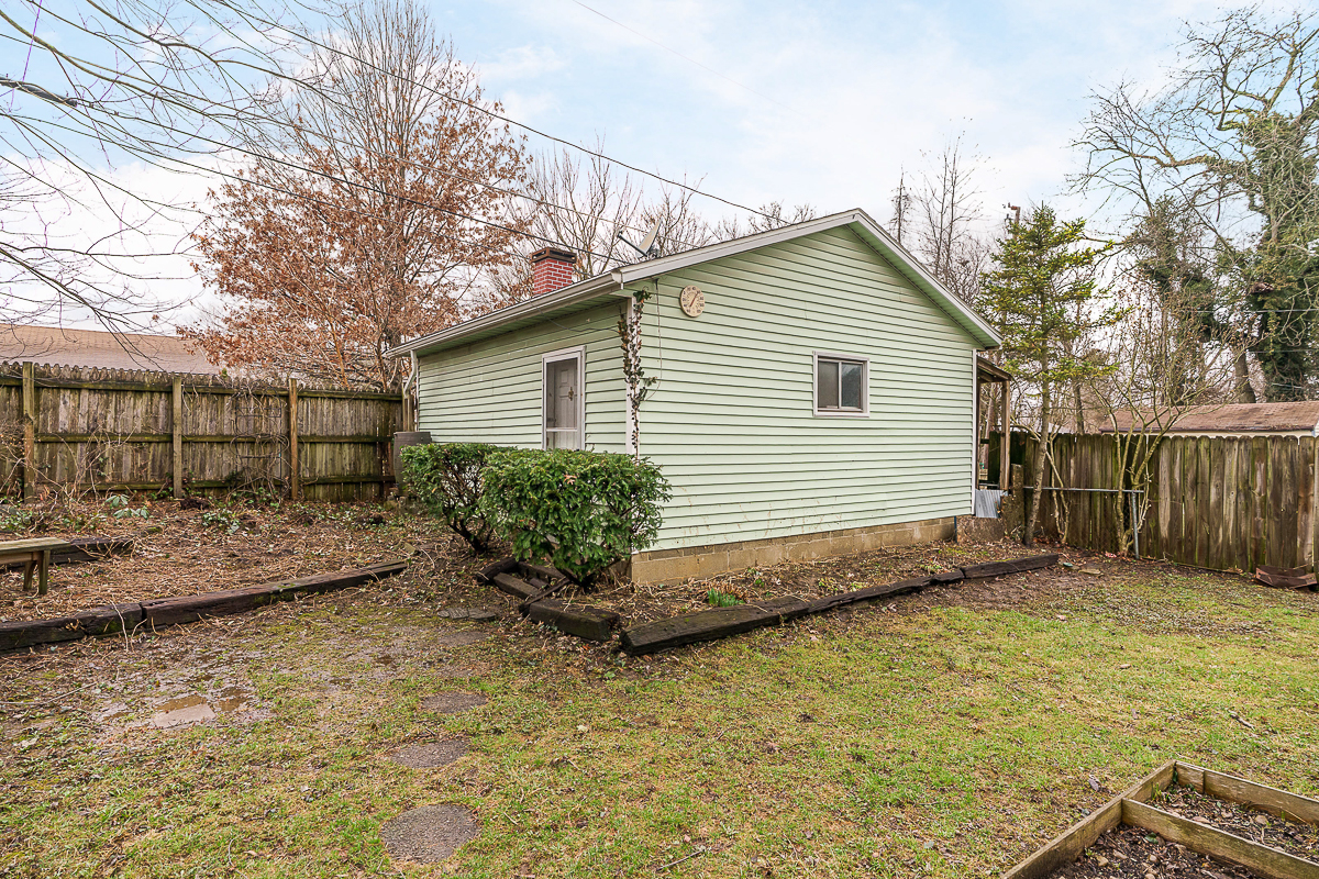2981 Norwood St-6