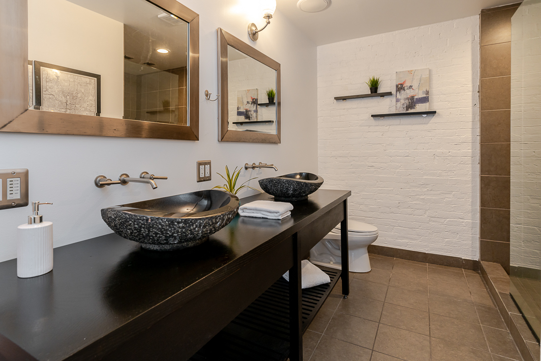 225 N 4th st #303-31