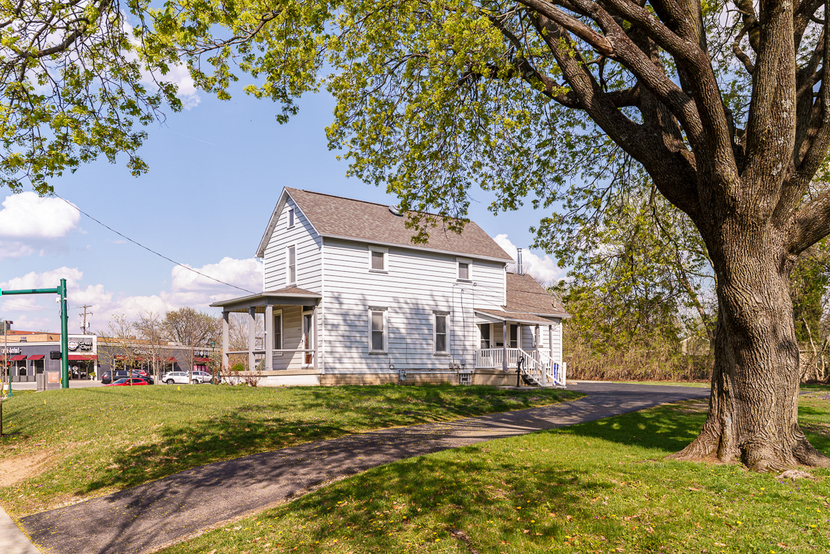 3068 Tremont Rd-1