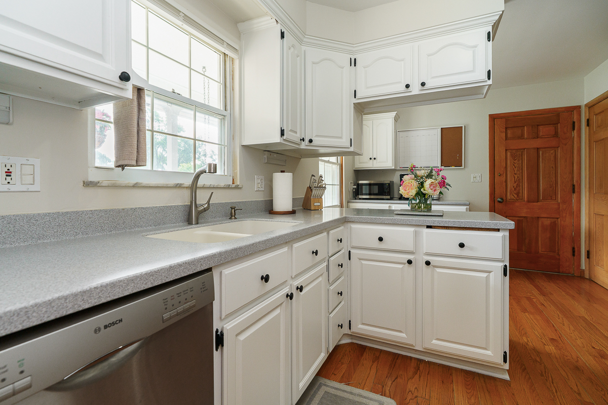 3121 Edgefield Rd-25