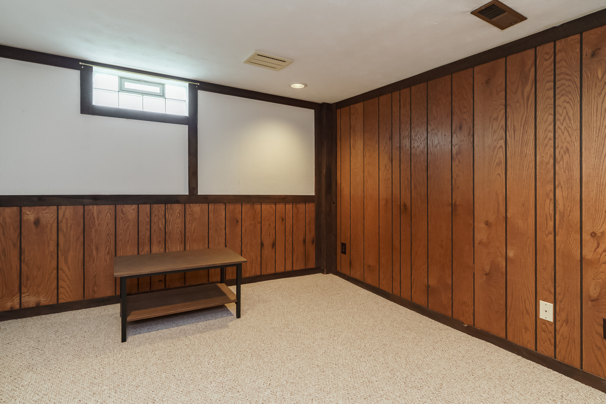 318 E Stanton Ave-36