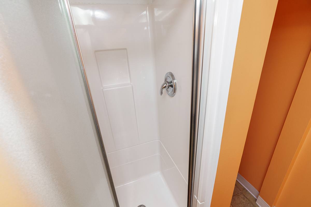 318 E Stanton Ave-39