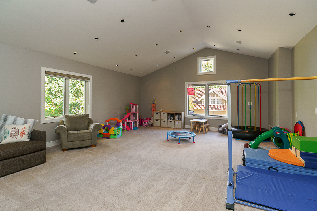 336 s Columbia Ave-27