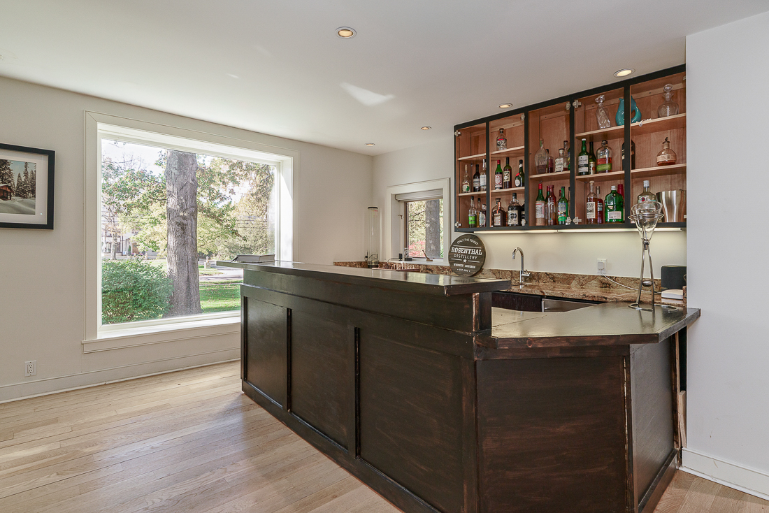 336 s Columbia Ave-59