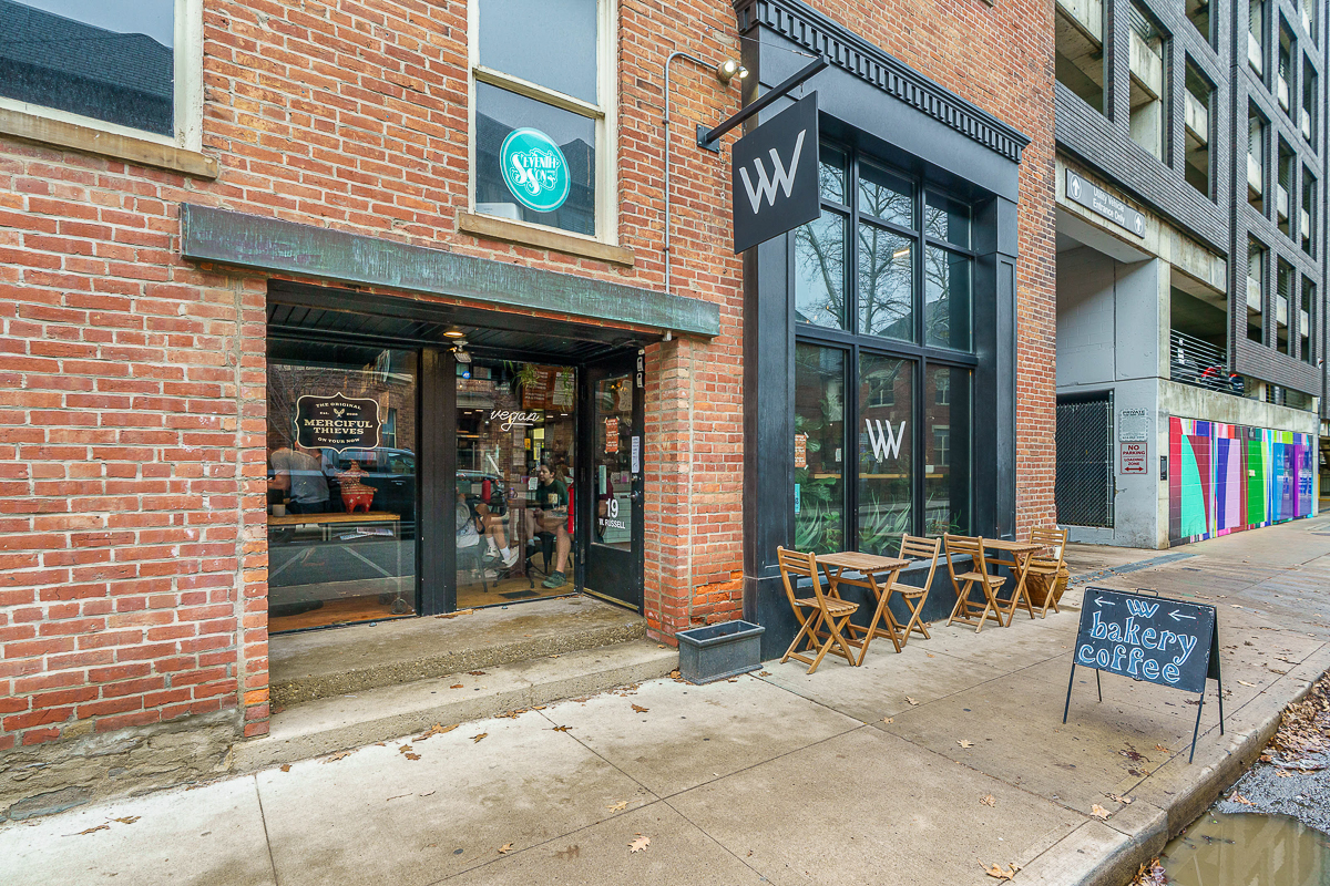 36 W Russell St-28