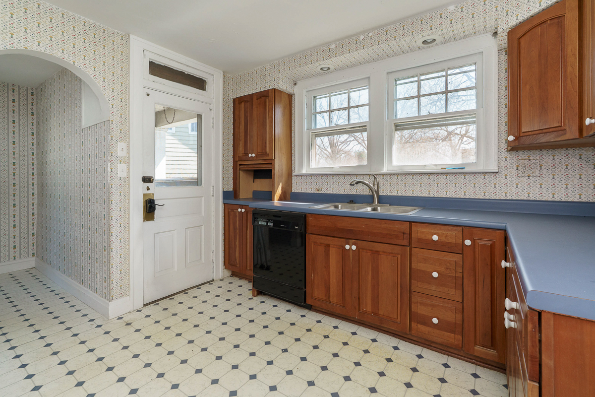 374 Acton Rd-17