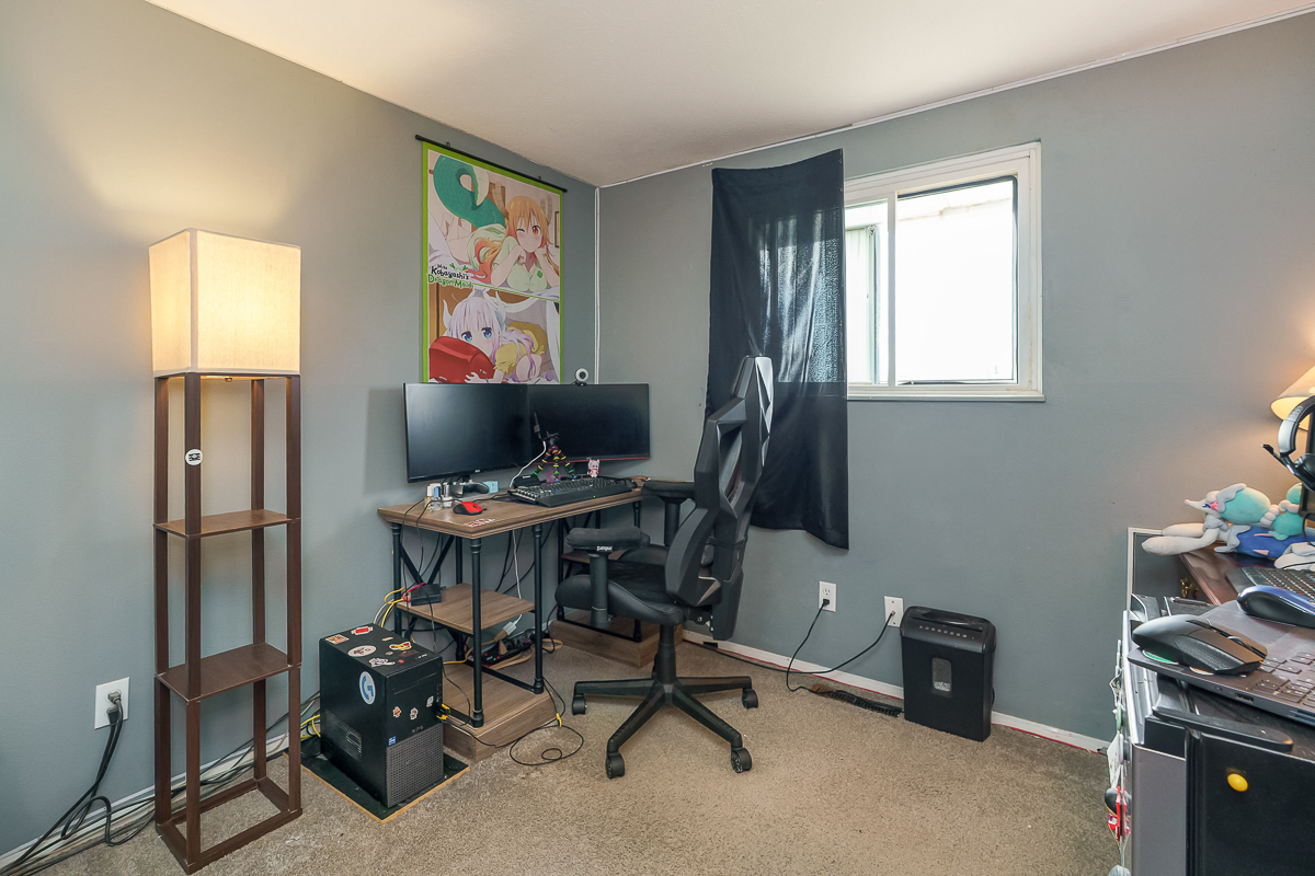3755 Lynward Rd-17
