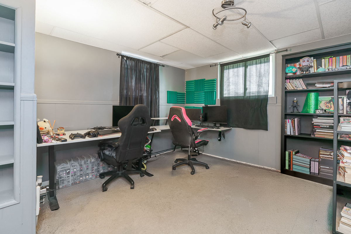 3755 Lynward Rd-29