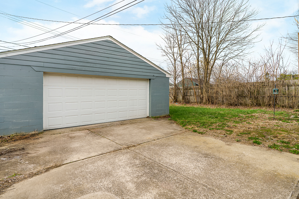 3755 Lynward Rd-3