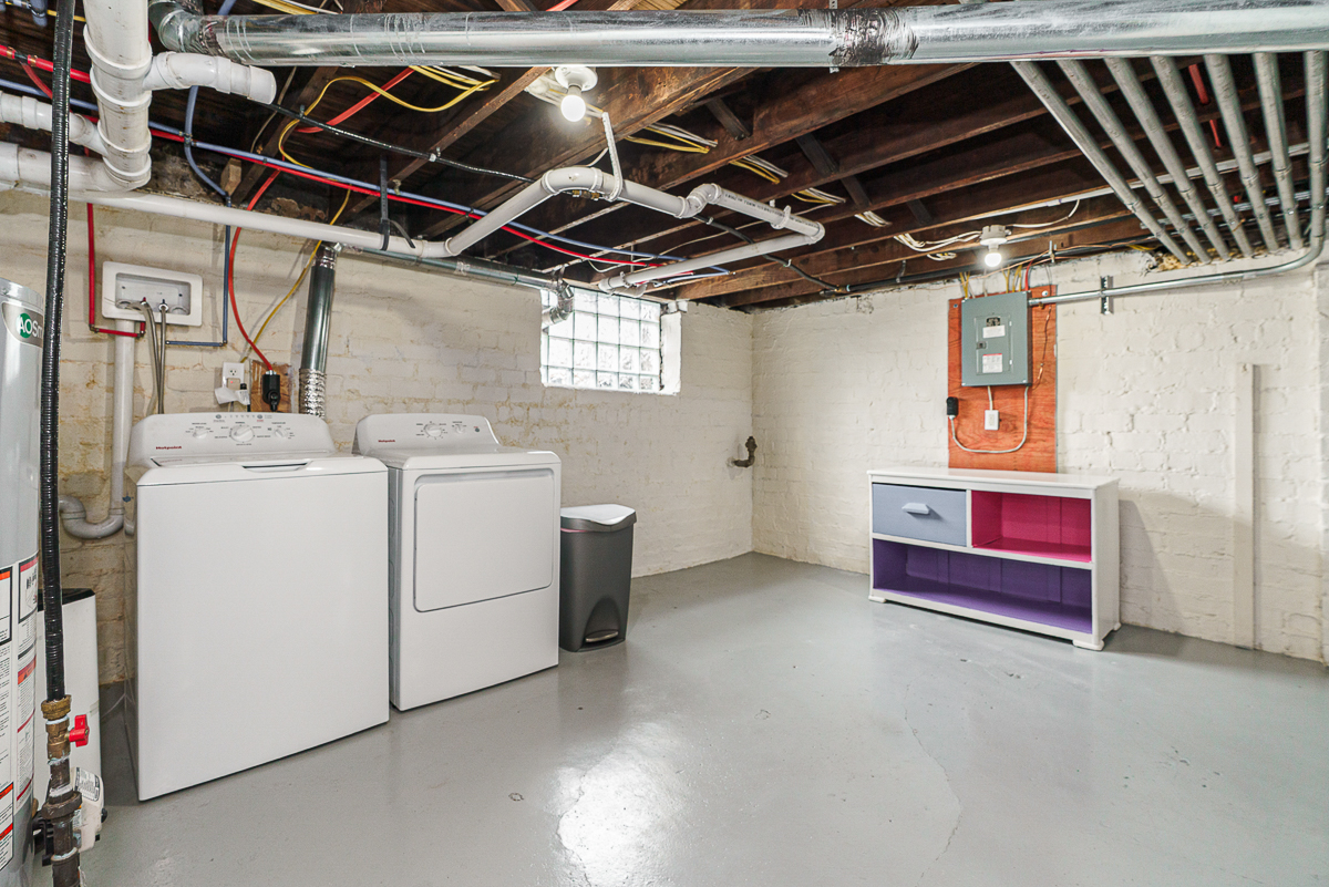 387 w 2nd Ave-39